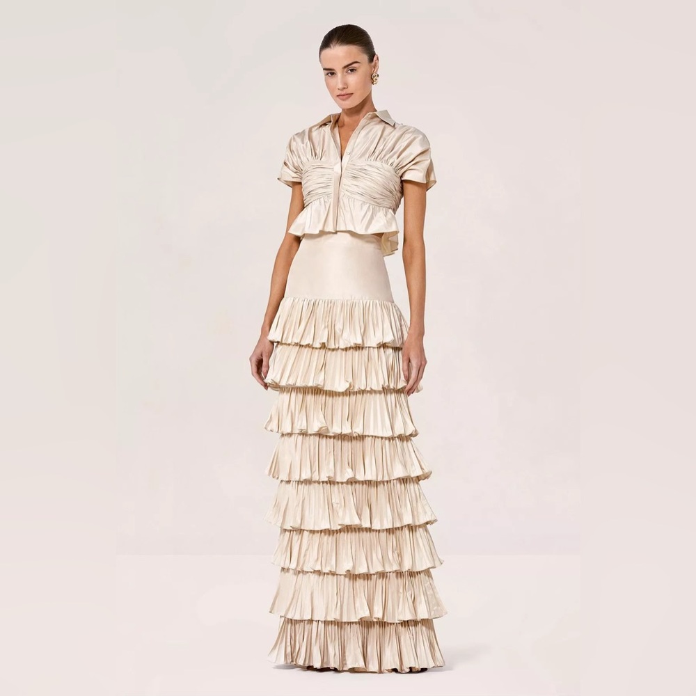 ISO!!! Alexis Ivana skirt and Arina top both size large!!!
